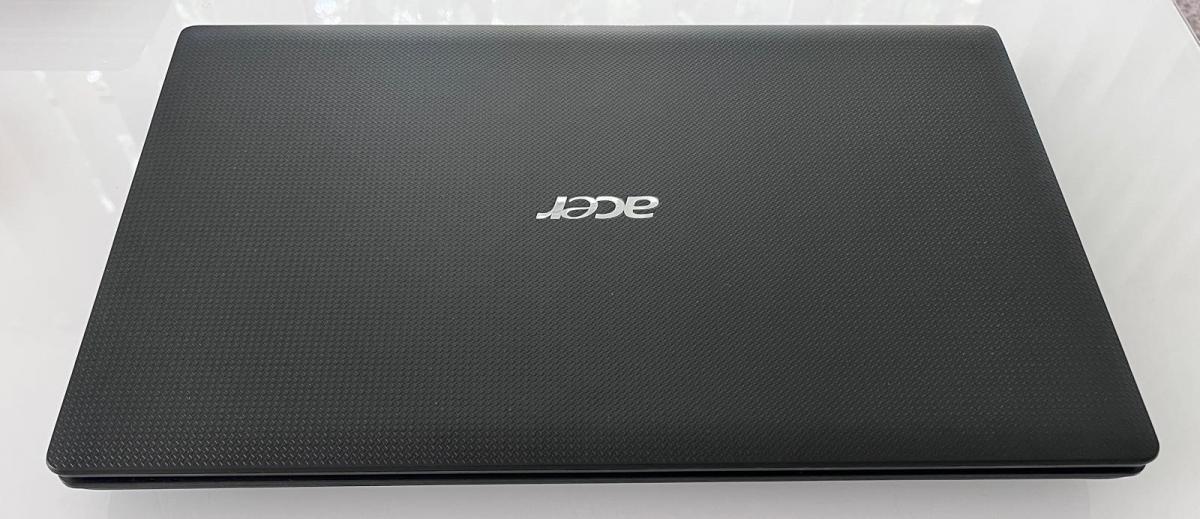 Acer S742G